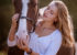 jeune femme et son cheval portrait